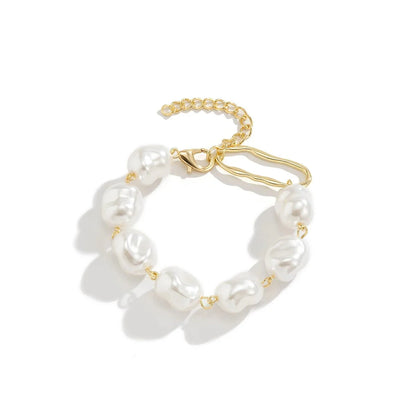 Classy Asymmetric Pearl Bracelet