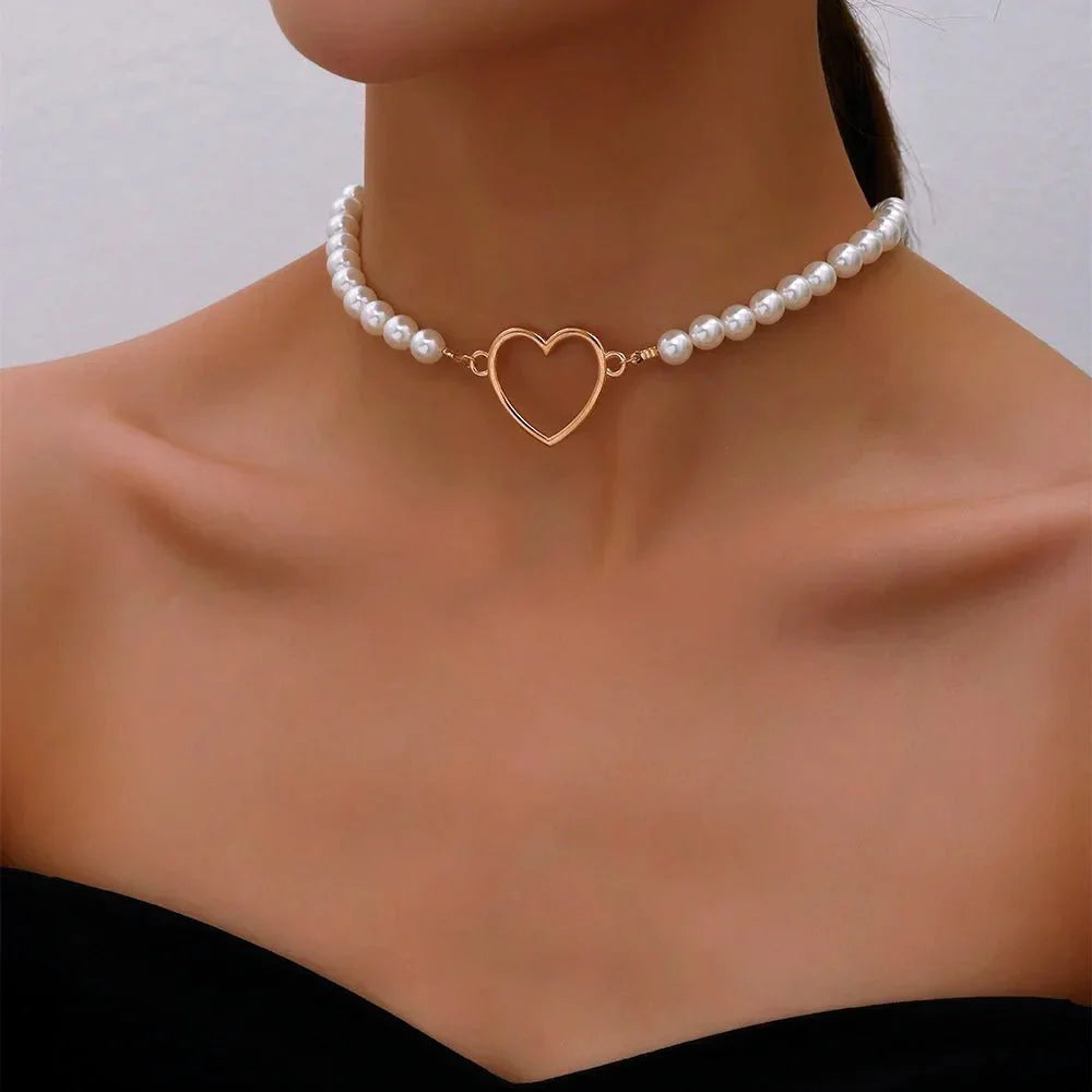Elegant Pearl Statement Necklace Choker