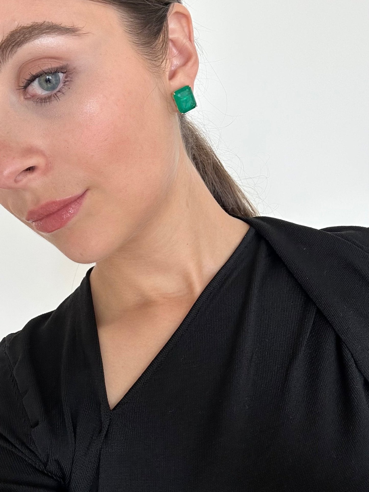 Emerald Ovesized Goddess Studs