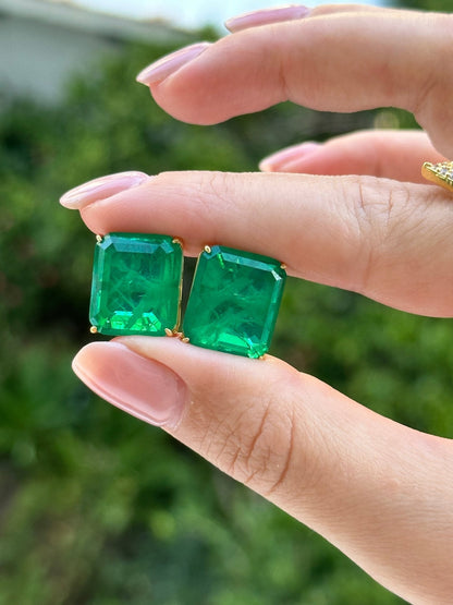 Emerald Ovesized Goddess Studs