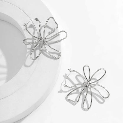 Floral Knot Outline Earrings